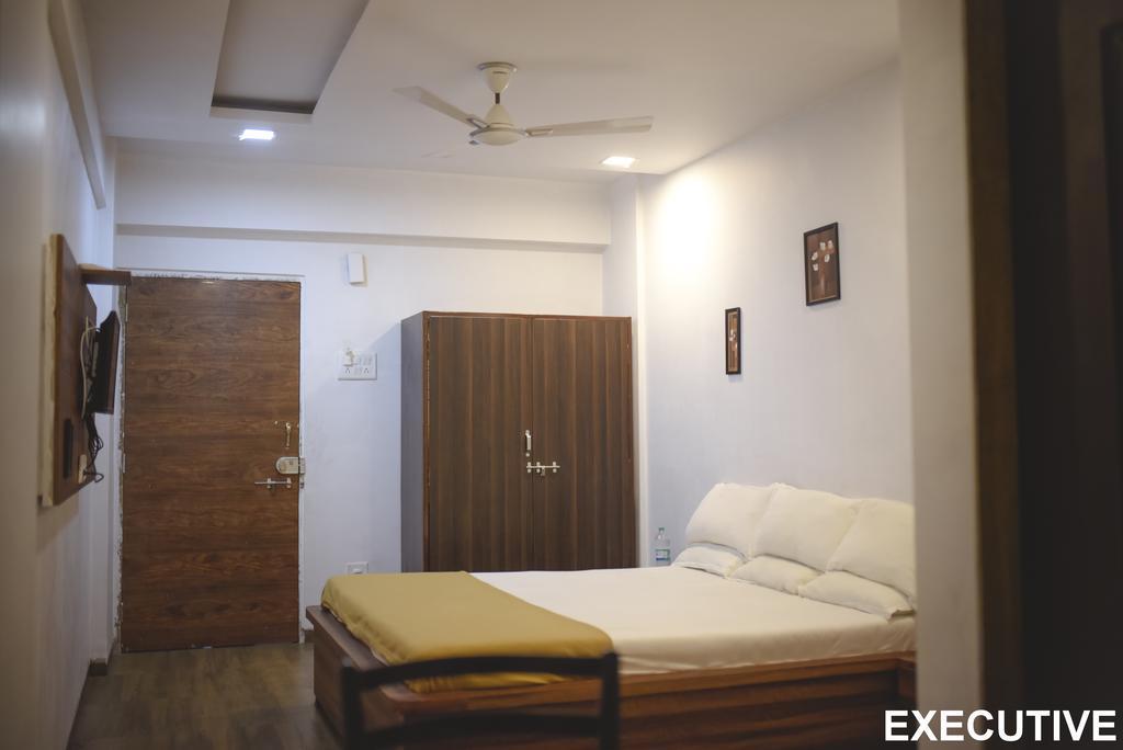 White House Beach Resort Nagaon  Kültér fotó